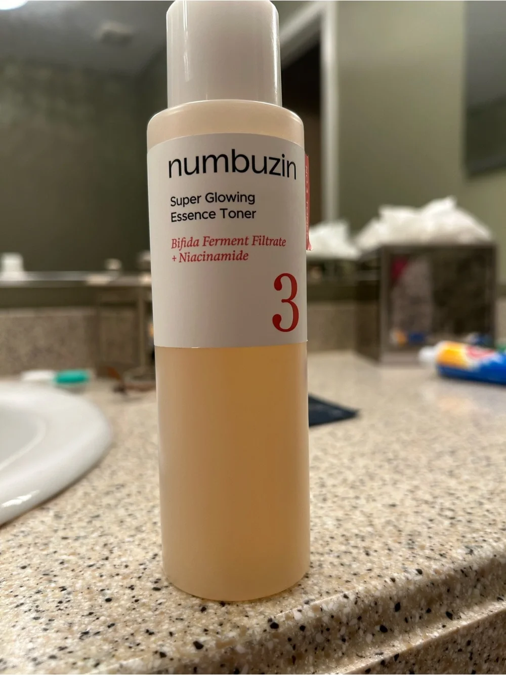 numbuzin No.3 Super Glowing Essence Toner